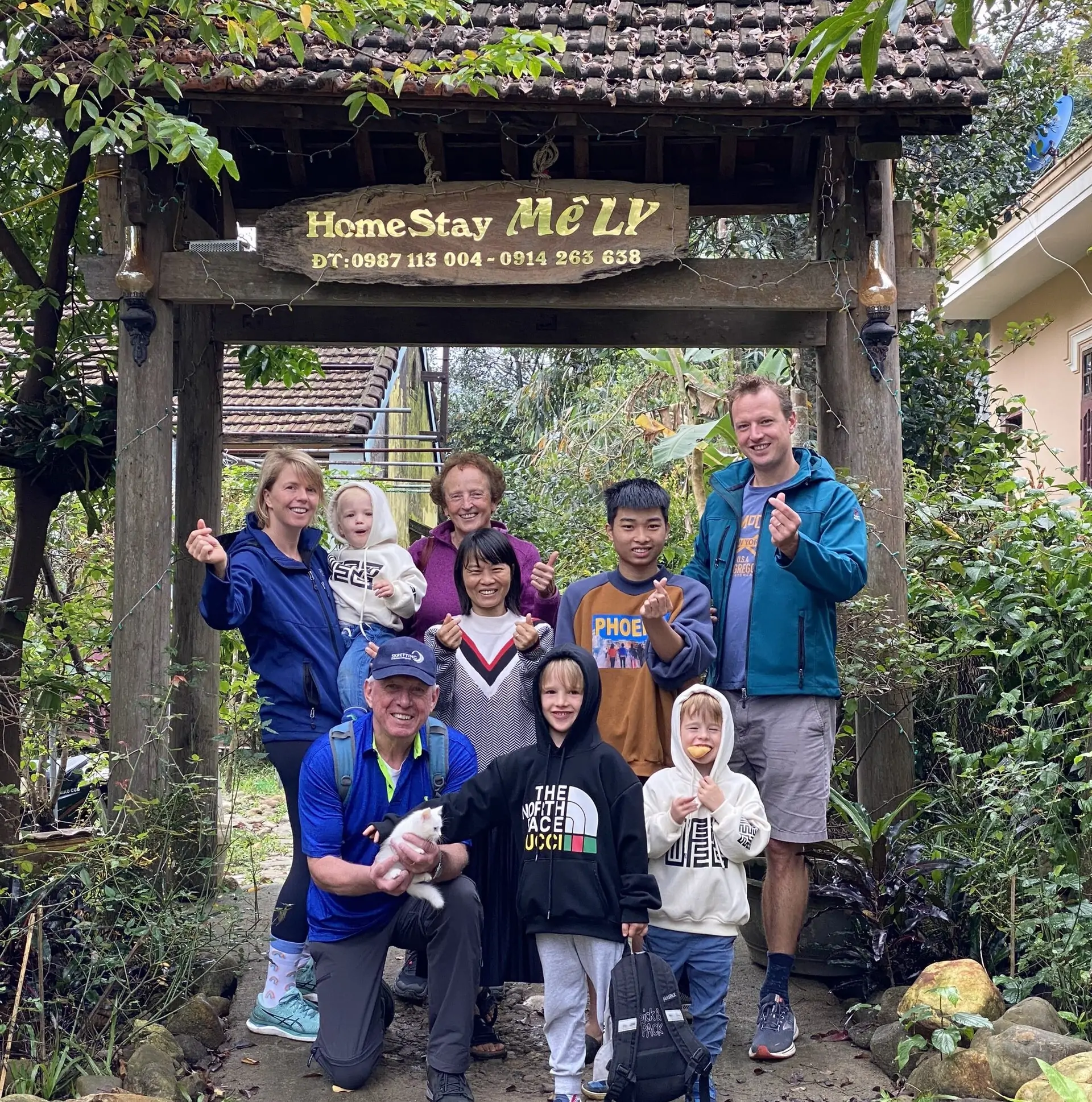 Welcome to Homestay Me Ly